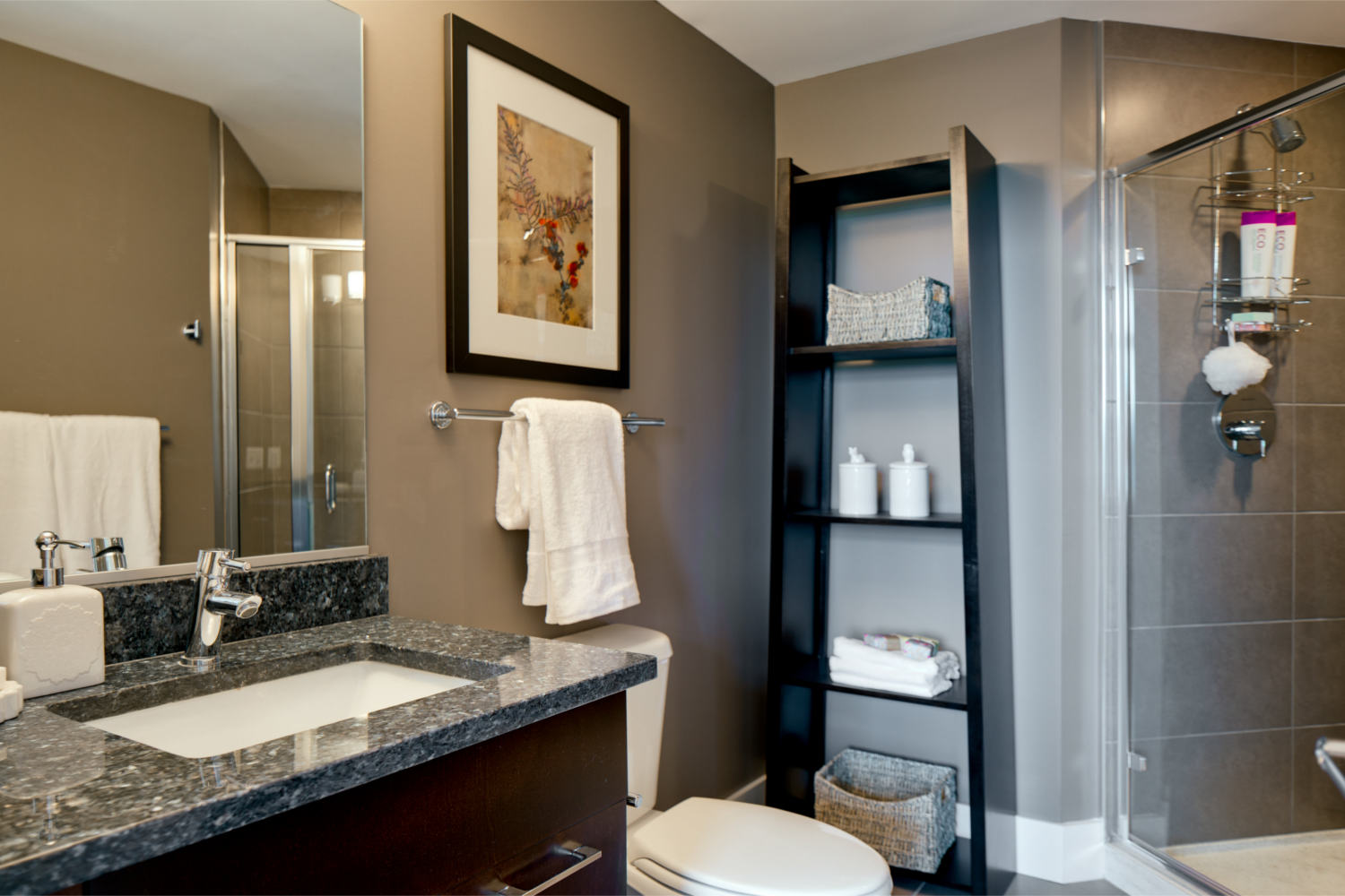 16753_19Bathroom.jpg 16753_19Bathroom.jpg