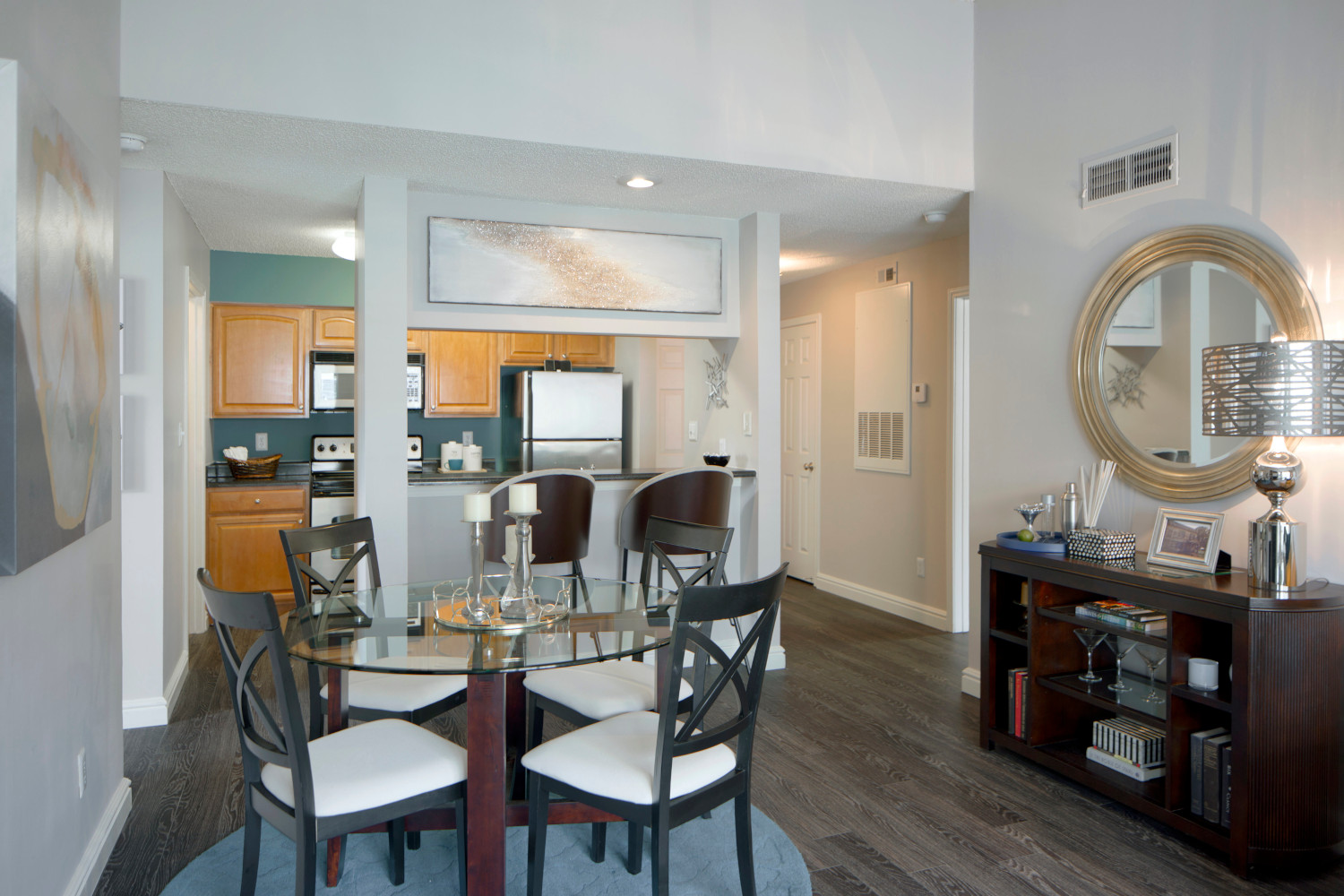 2820010_12_Expansivefloorplansfordiningandsittingareas.jpg 2820010_12_Expansivefloorplansfordiningandsittingareas.jpg