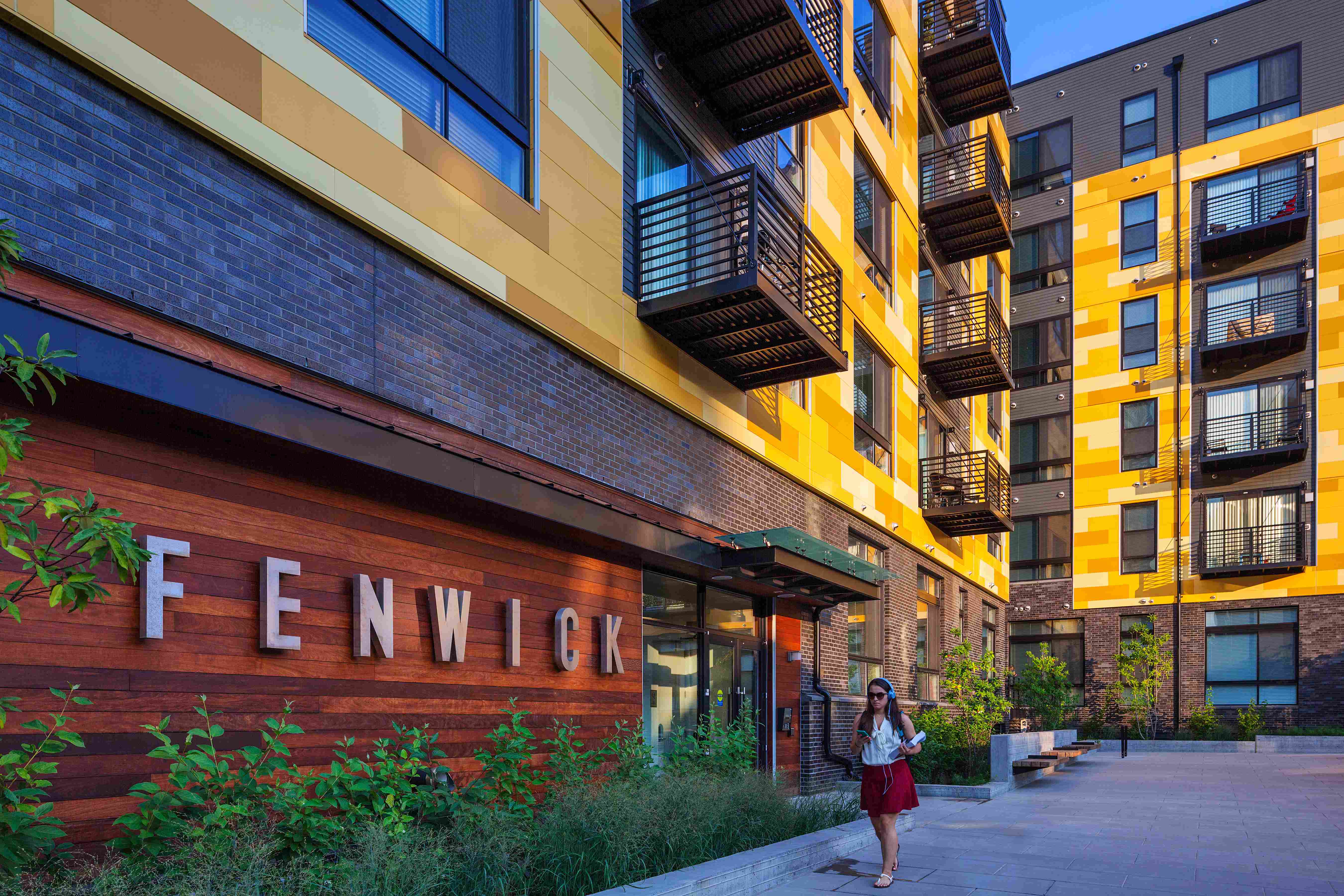 7346_Fenwick_Ext_Entrance_Oct2015.jpg 7346_Fenwick_Ext_Entrance_Oct2015.jpg