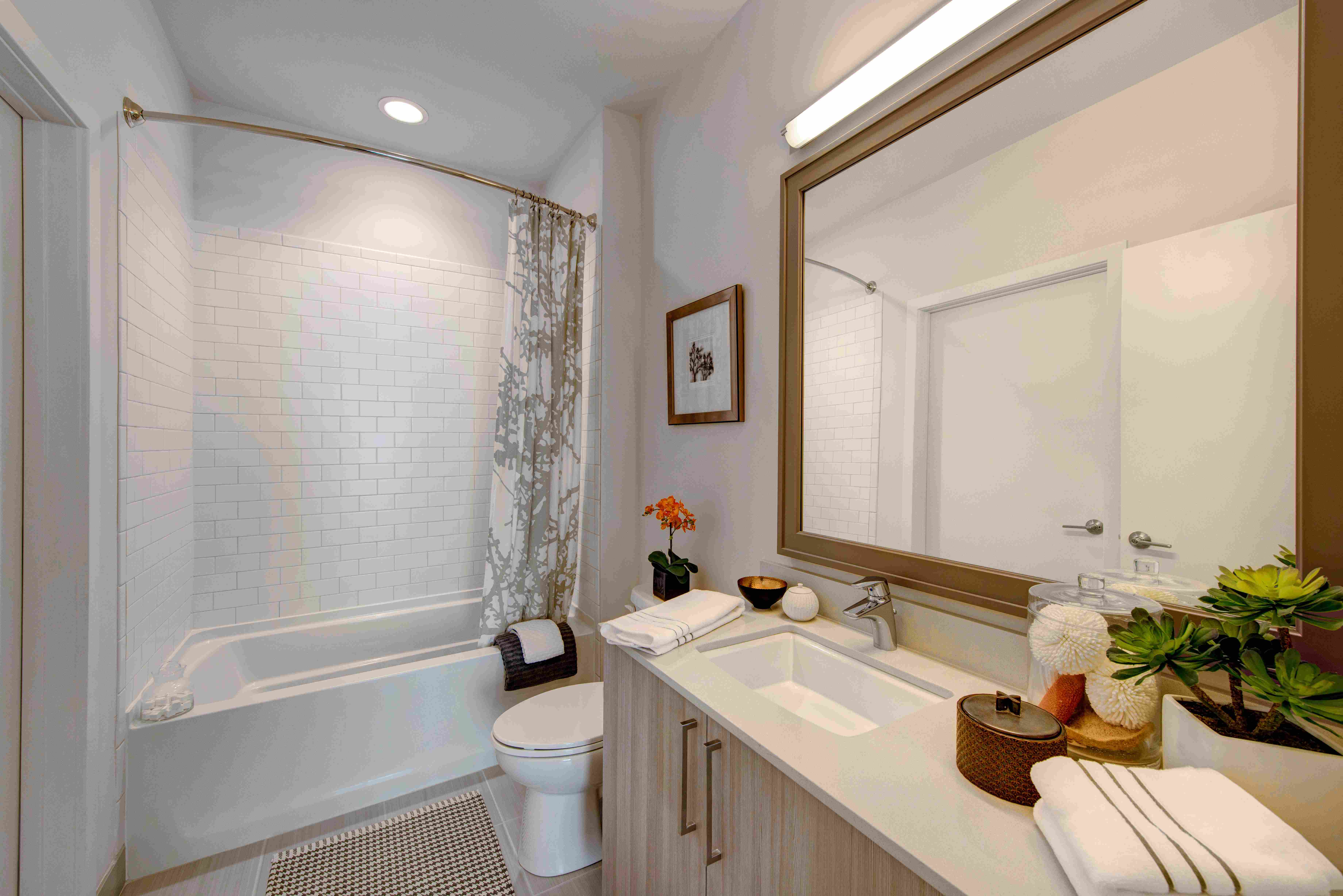 7379_Fenwick_Int_Model_Bathroom_Nov2014.jpg 7379_Fenwick_Int_Model_Bathroom_Nov2014.jpg