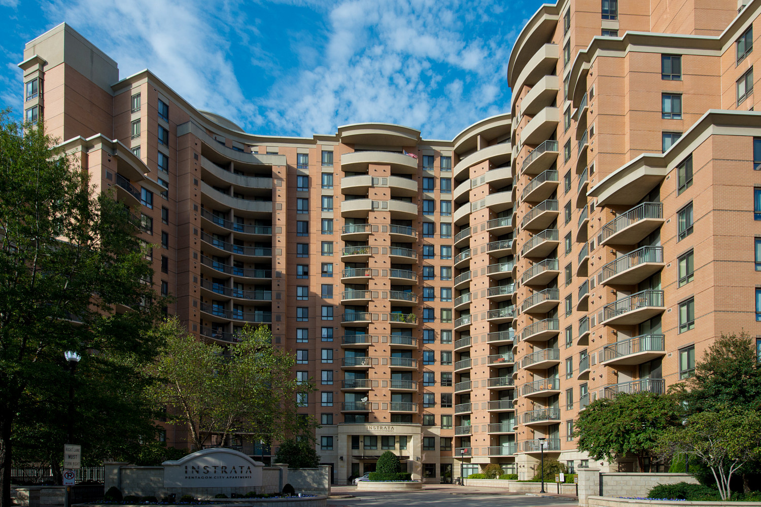 2819018_28InstrataPC_Ext_BuildingDay_Oct2014.jpg