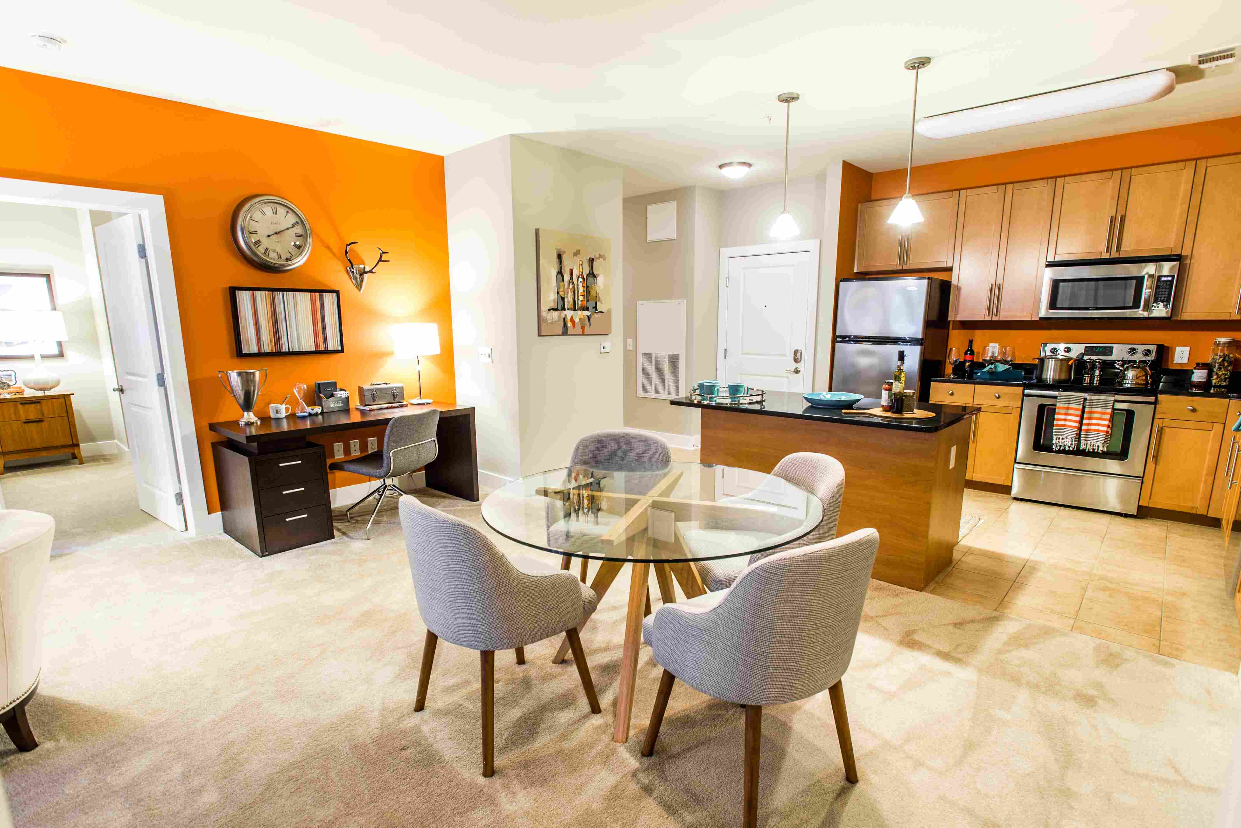 2059_800Carlyle_Int_Model_KitchenandDining_9.15.jpg 2059_800Carlyle_Int_Model_KitchenandDining_9.15.jpg