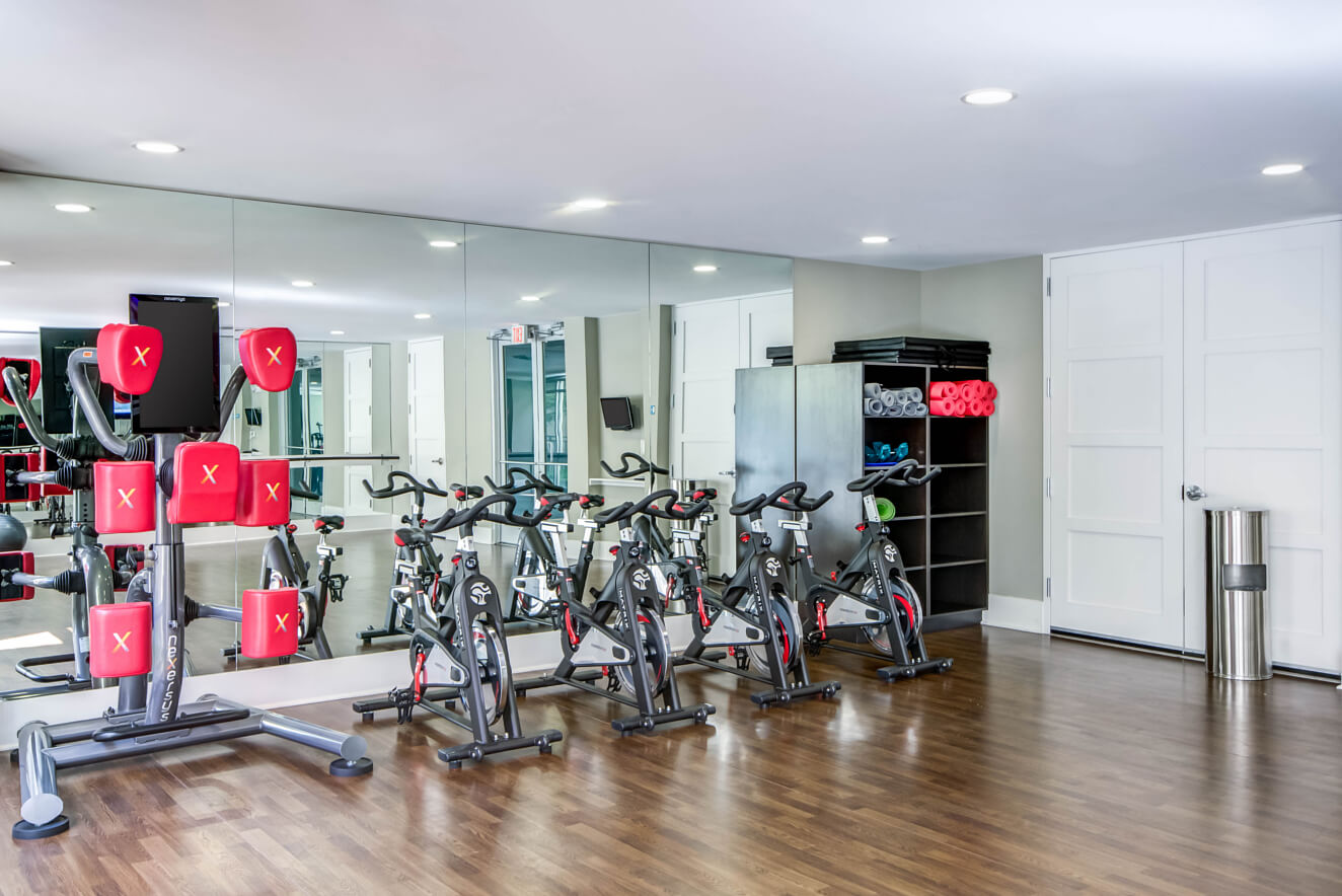 1322_Tryoutthestationarybikesandenjoythecalmoftheyogastudio.jpg 1322_Tryoutthestationarybikesandenjoythecalmoftheyogastudio.jpg