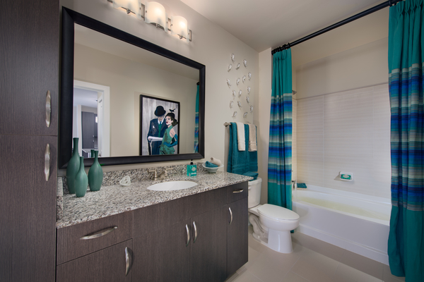 9800_Bathroom.jpg 9800_Bathroom.jpg