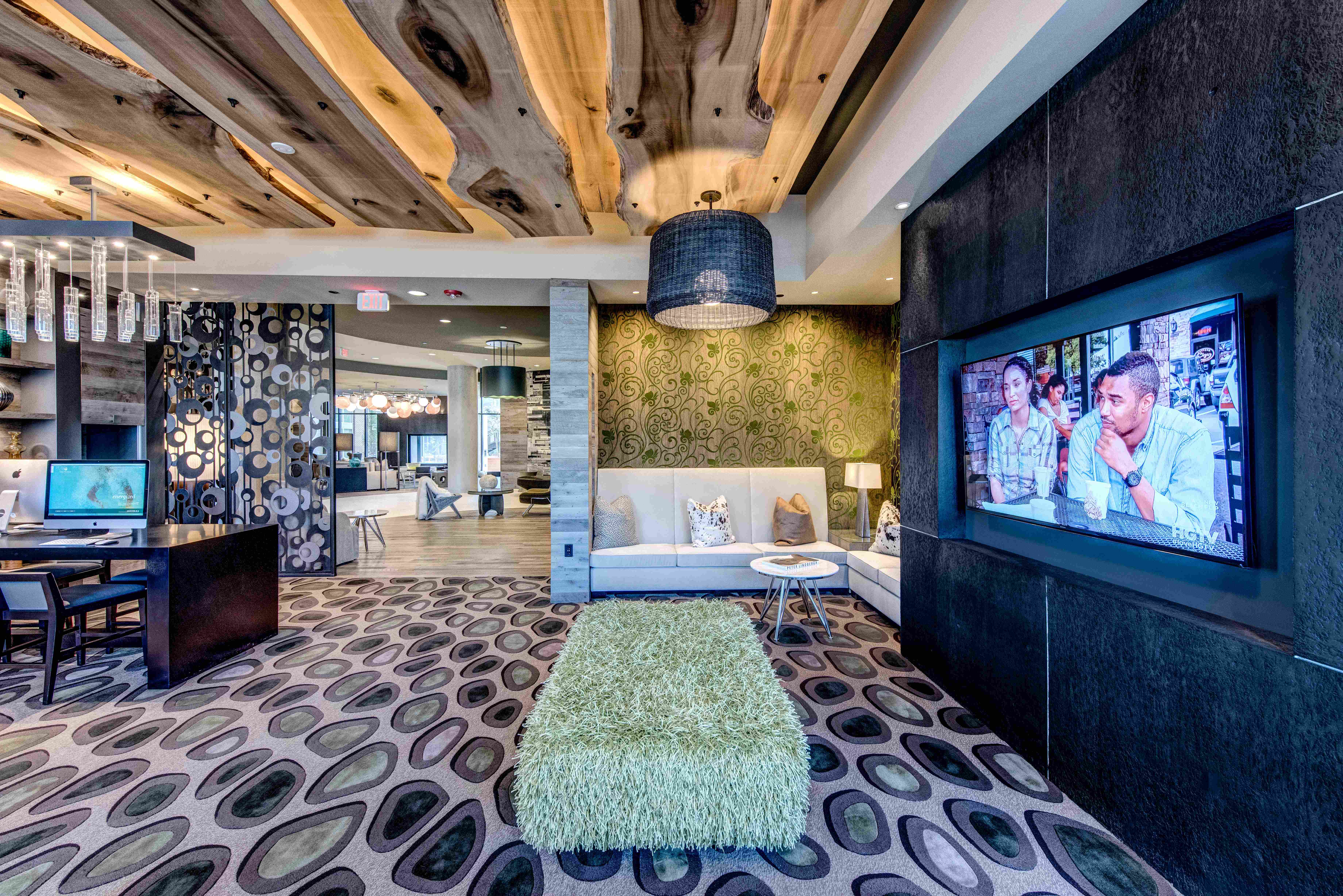 10344_MediaLounge.jpg 10344_MediaLounge.jpg