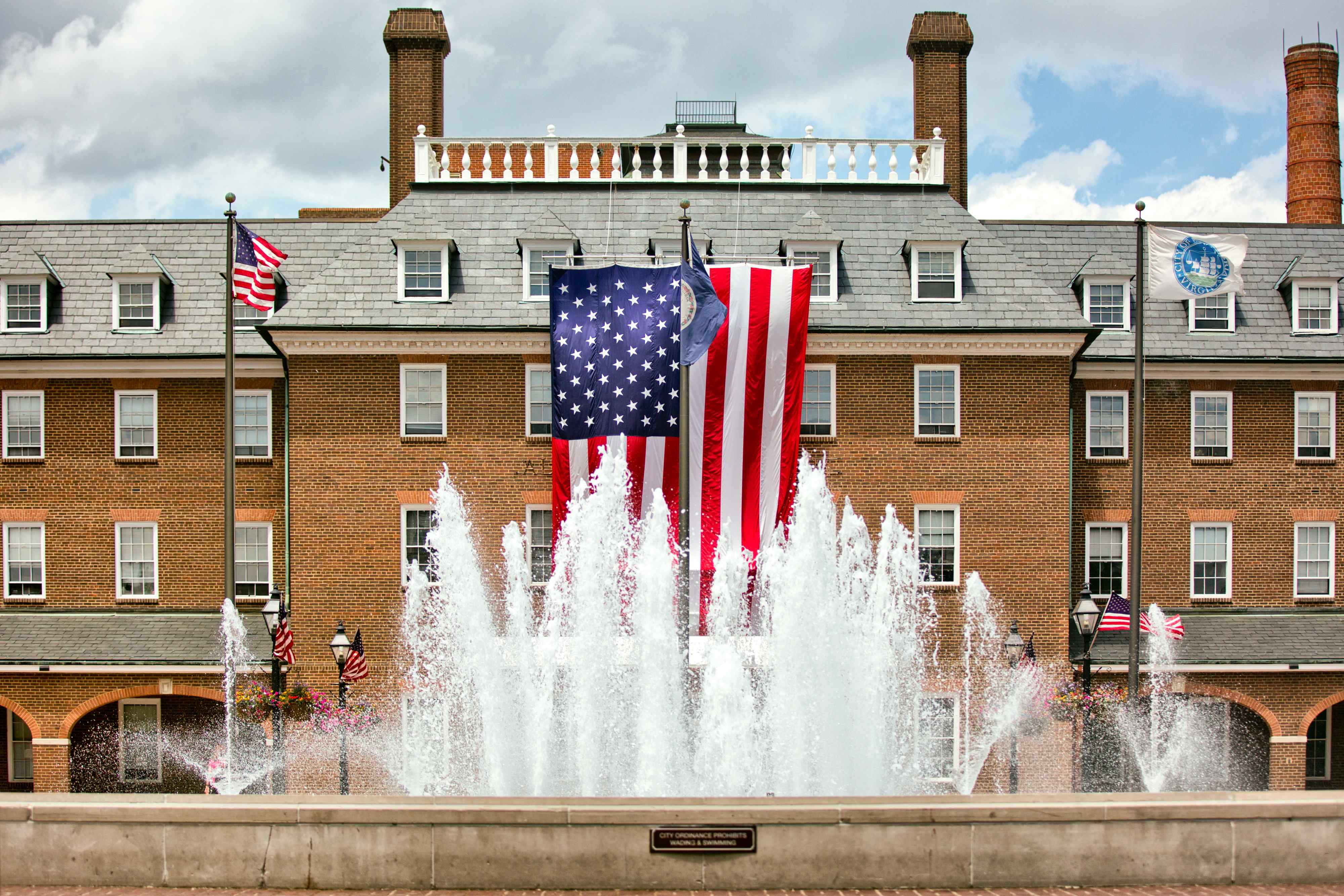 10354_Alexandria.jpg 10354_Alexandria.jpg