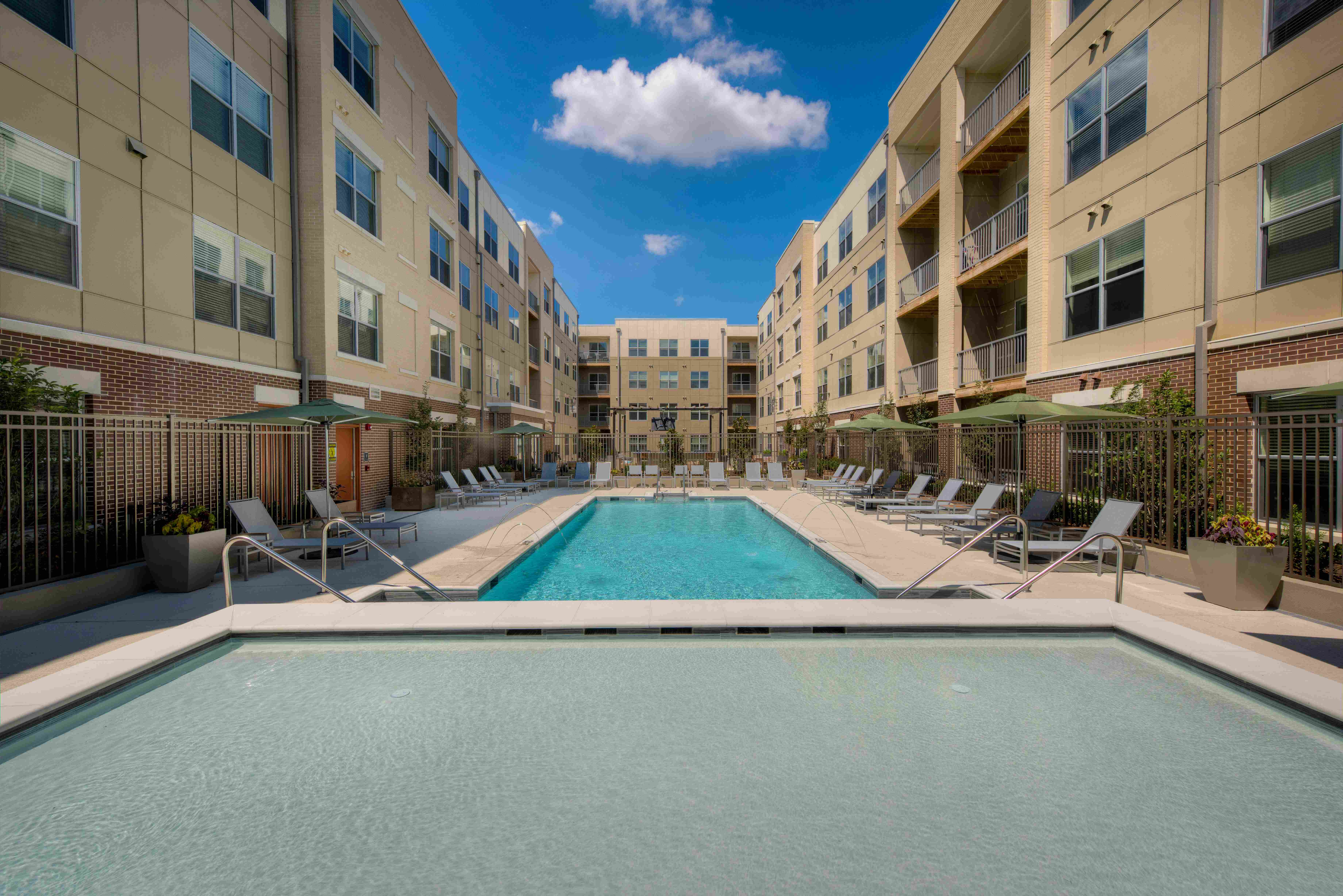 7750_Pool.jpg 7750_Pool.jpg