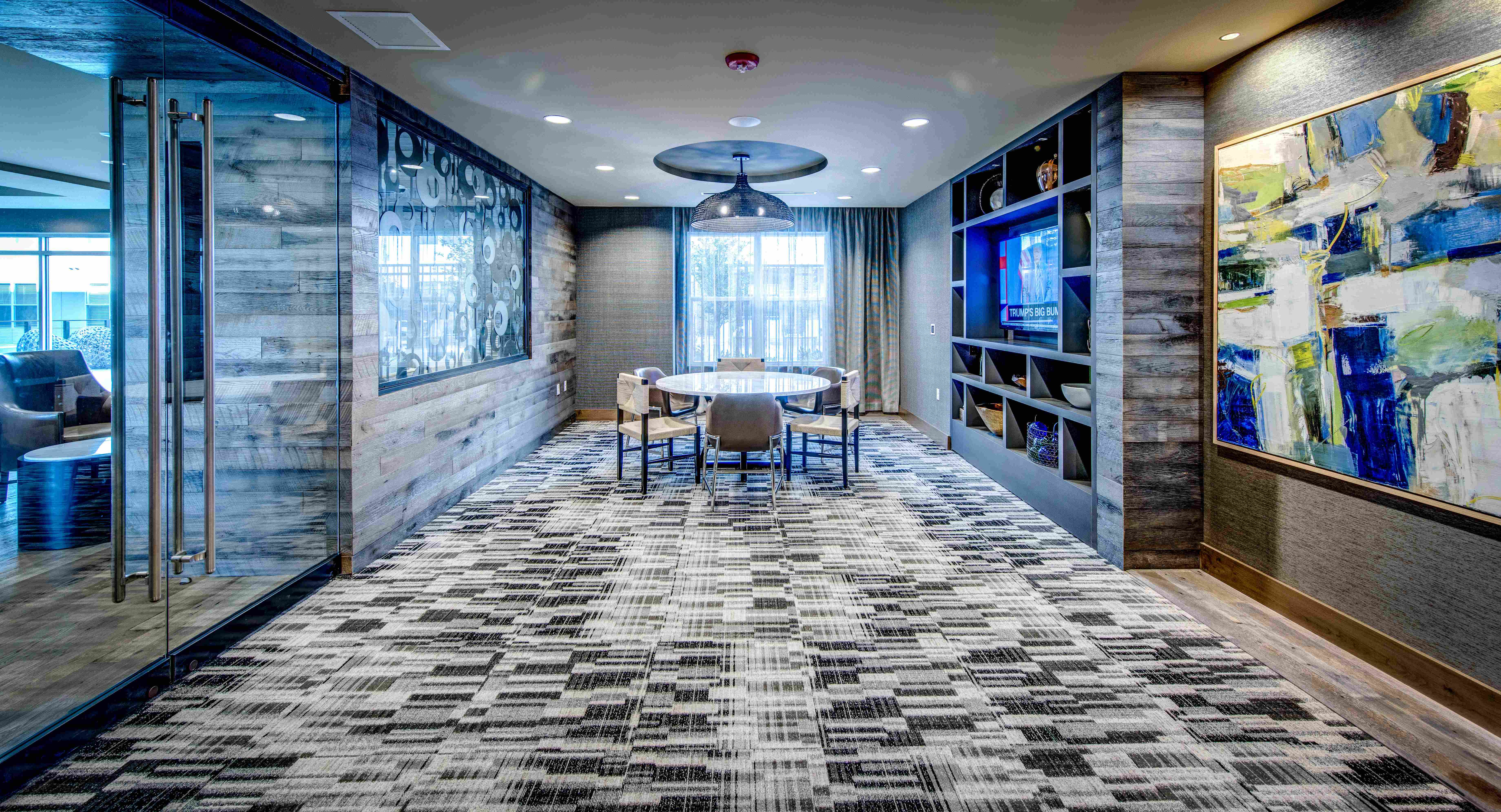 7754_BusinessCenter.jpg 7754_BusinessCenter.jpg