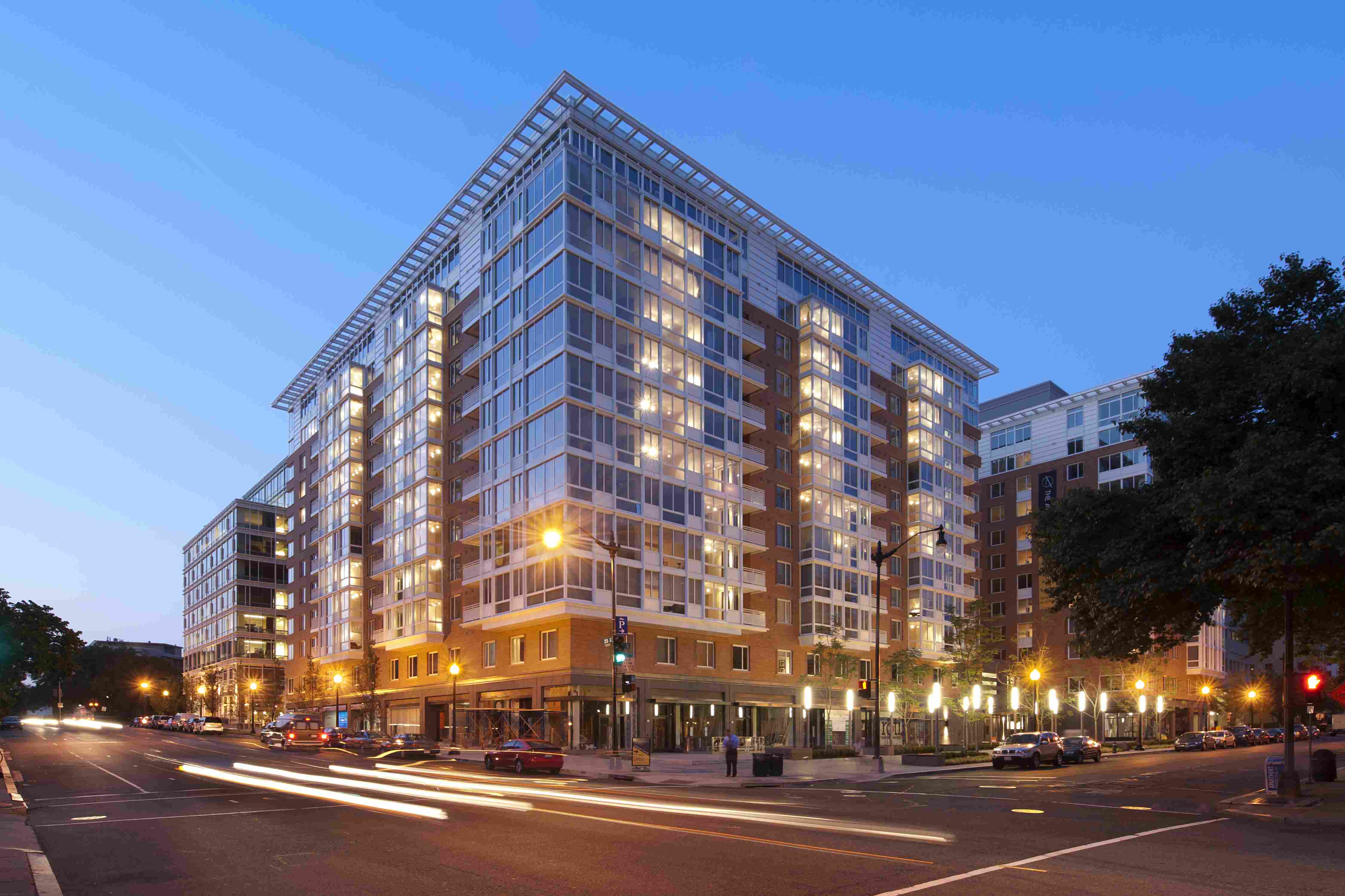 3514_BuildingDusk.jpg