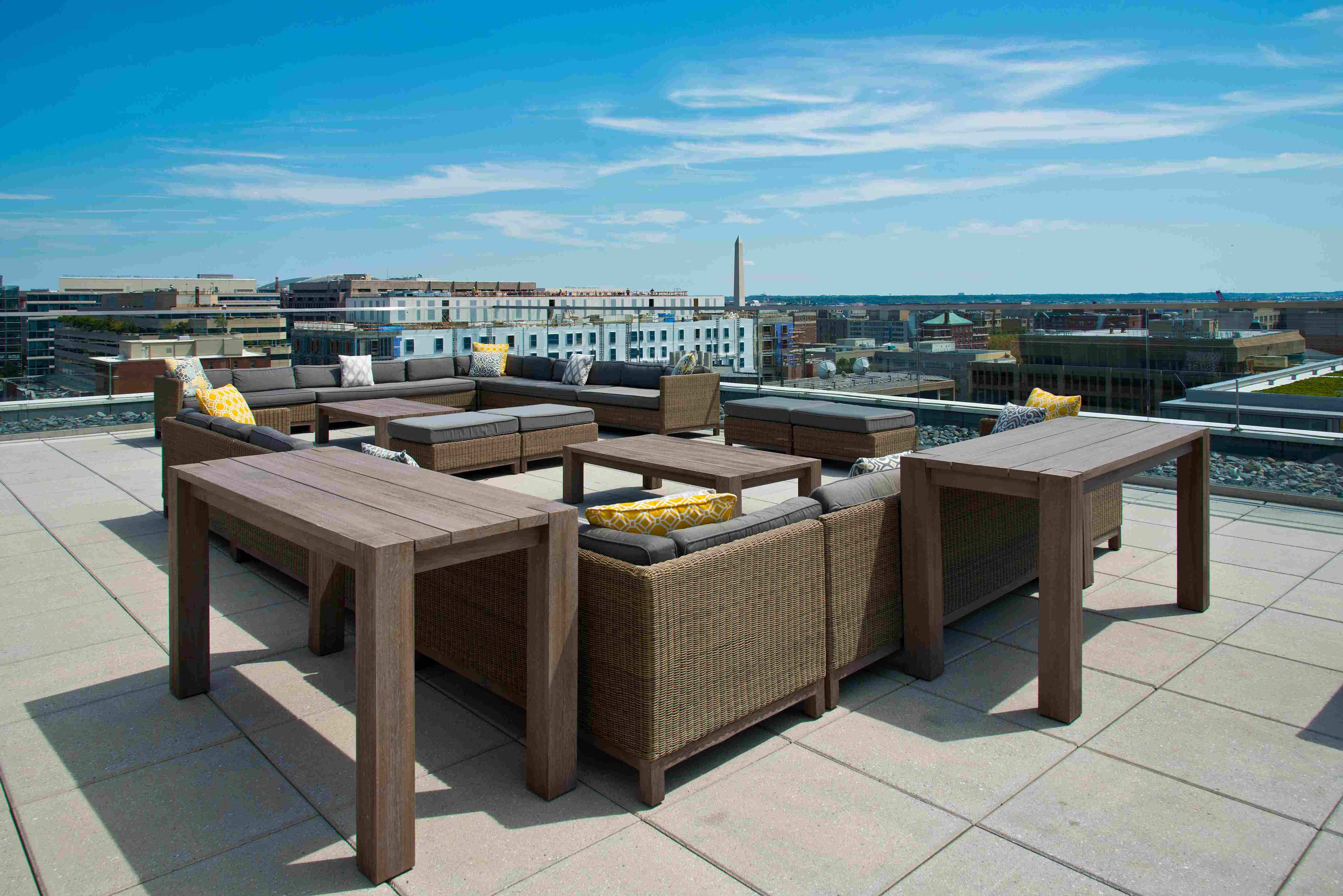 3520_RooftopLounge.jpg